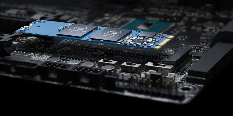 Wenn Sie immer noch eine langsame herkömmliche Festplatte für Ihren PC verwenden, können Sie jetzt Intel Optane-Speicher verwenden, um die Geschwindigkeit zu erhöhen. Finden Sie heraus, was Intel Optane-Speicher ist und welche Vorteile er für Sie hat. Wenn Sie immer noch eine langsame herkömmliche Festplatte für Ihren PC verwenden, können Sie jetzt Intel Optane-Speicher verwenden, um die Geschwindigkeit zu erhöhen. Finden Sie heraus, was Intel Optane-Speicher ist und welche Vorteile er für Sie hat.